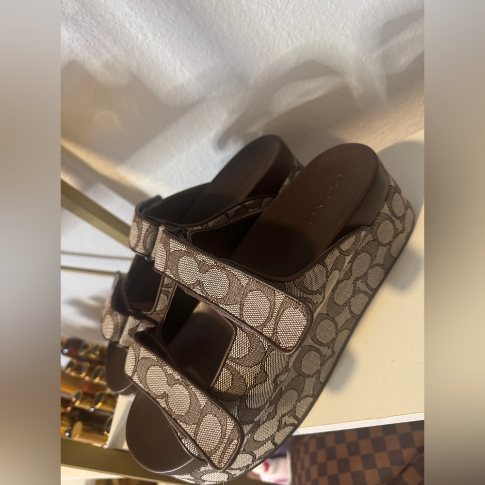 Coach Platform Sandals - Picture 3 of 3